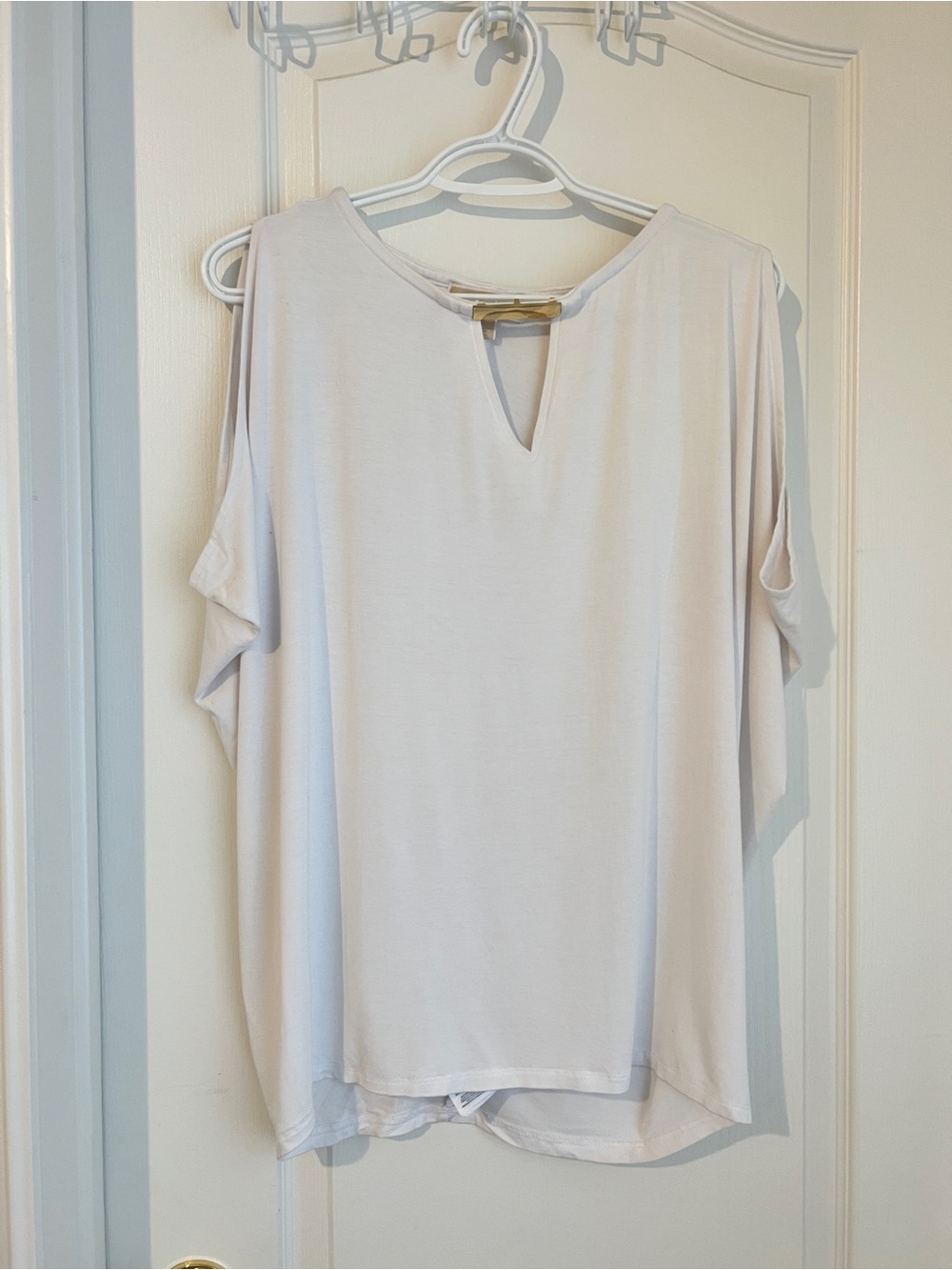 Michael Kors Cream Cold-Shoulder V-Neck Tunic Top